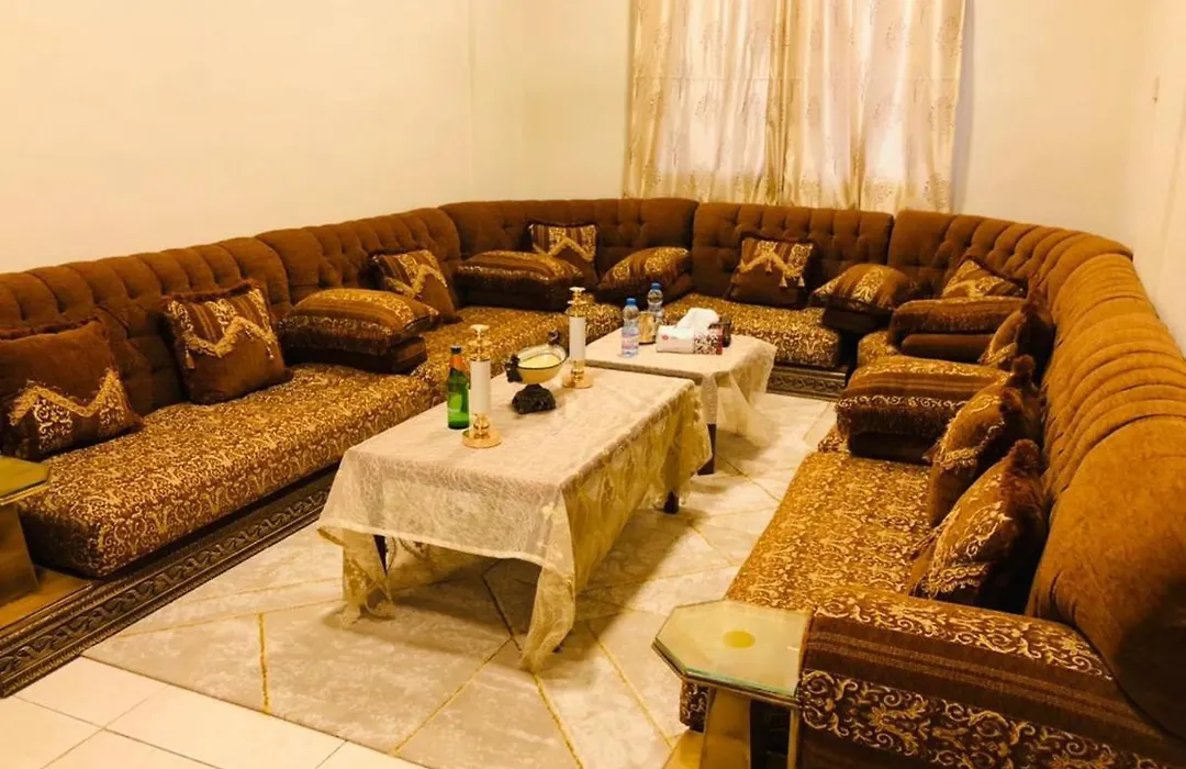 Stunning Unique & Neely Upscale Fully Furnished Apartment-1