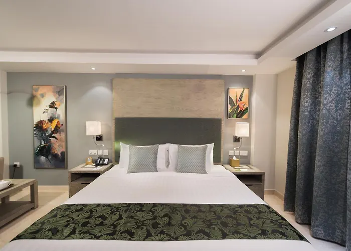 Hotels in de buurt van The Special Economic Zone Authority at Duqm