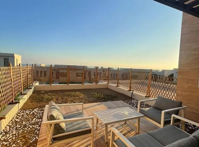 Sifa Beachfront Apartment Muscat