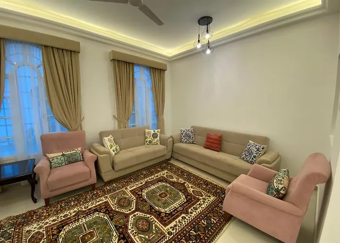 Family Home Apartment Nizwa acceptant les animaux