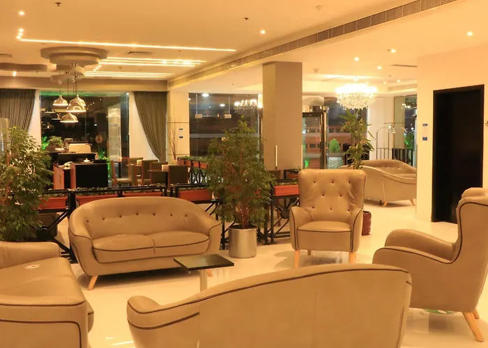 Hotels in de buurt van Ghubrah Beach Park