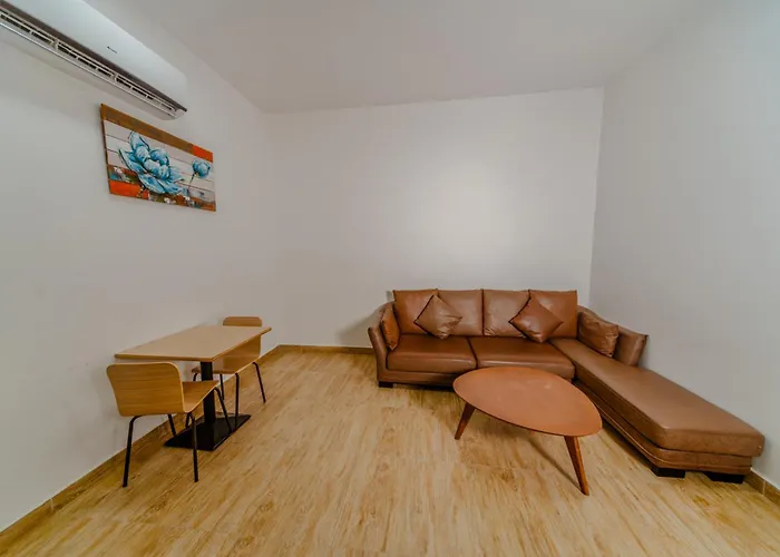 Zaki Hotel Apartment Sur
