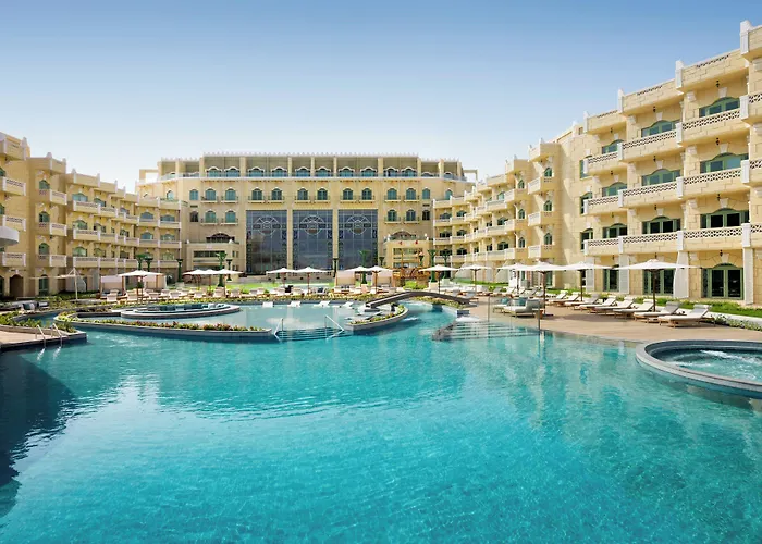 Muscat Hotels for Romantic Getaway